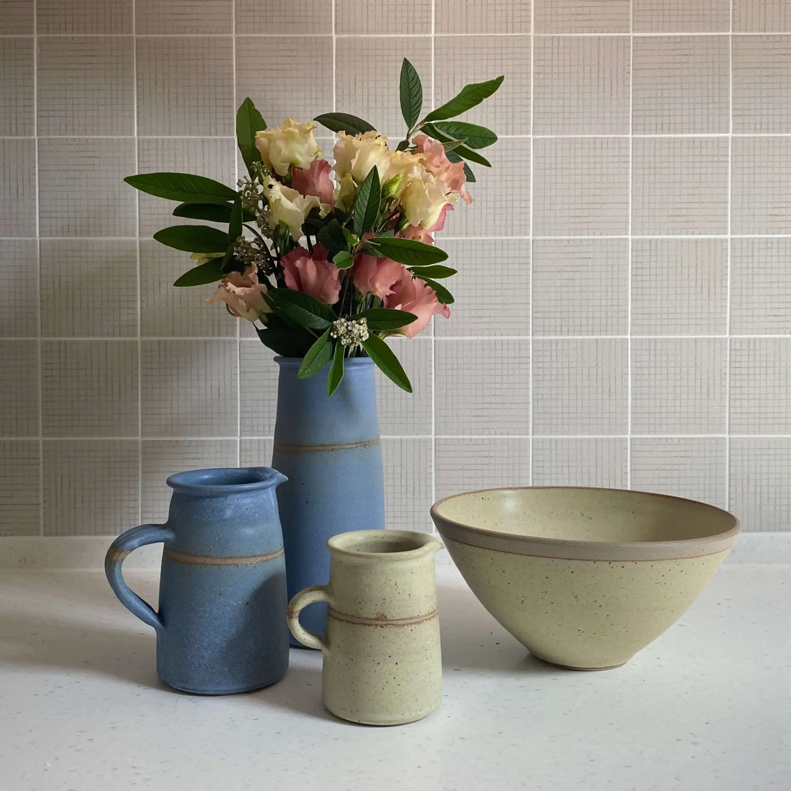 Straw Serving Bowl by Tony Gant - Image 2